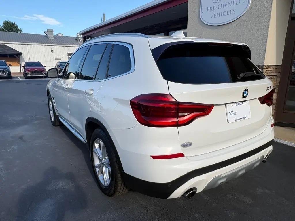 Used 2018 BMW X3 xDrive30i w/ Convenience Package AWD/4WD image 2