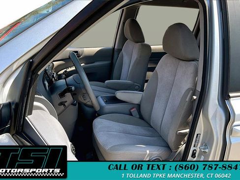 Used 2014 Kia Sedona LX image 25