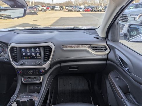 Used 2020 GMC Acadia Denali w/ Denali Ultimate Package image 4