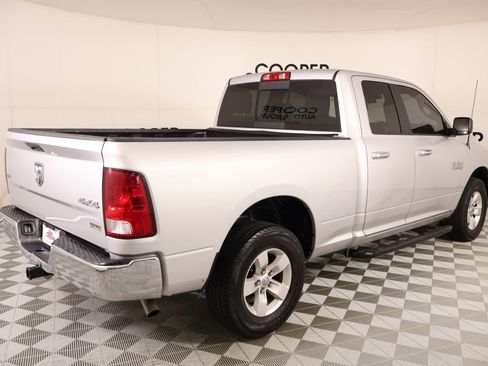 Used 2018 RAM 1500 Classic SLT image 19