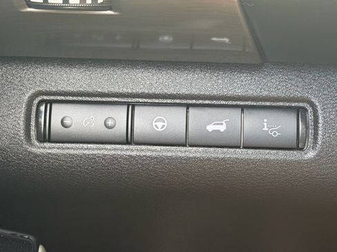 Used 2025 Nissan Pathfinder Platinum w/ Cargo Package FWD image 34