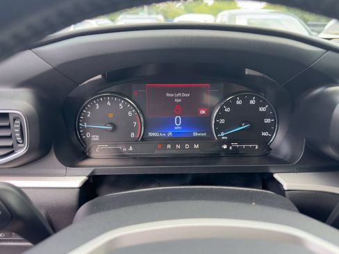 Used 2021 Ford Explorer XLT w/ Equipment Group 202A AWD/4WD image 26
