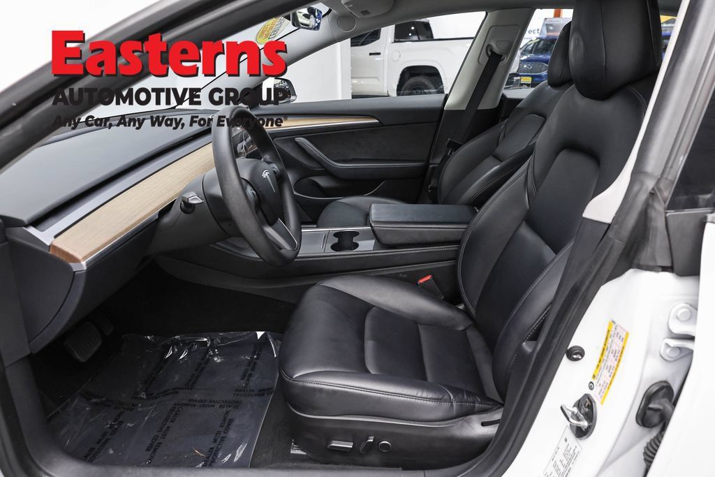 Used 2022 Tesla Model 3 Long Range AWD/4WD image 16