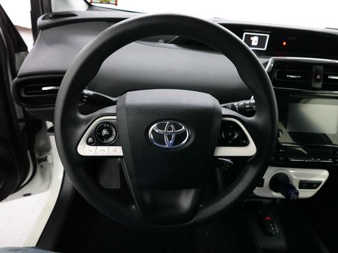 Used 2016 Toyota Prius Two image 16