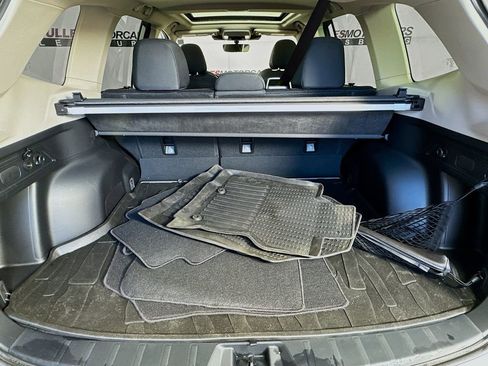 Used 2022 Subaru Forester Premium image 24