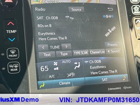 Used 2021 Toyota Prius Prime XLE image 40