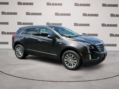 Used 2018 Cadillac XT5 Luxury w/ Driver Awareness Package FWD image 7