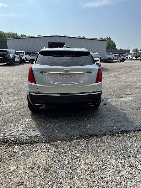 Used 2017 Cadillac XT5 Luxury FWD image 6