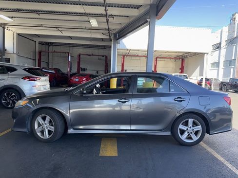 Used 2012 Toyota Camry SE image 16