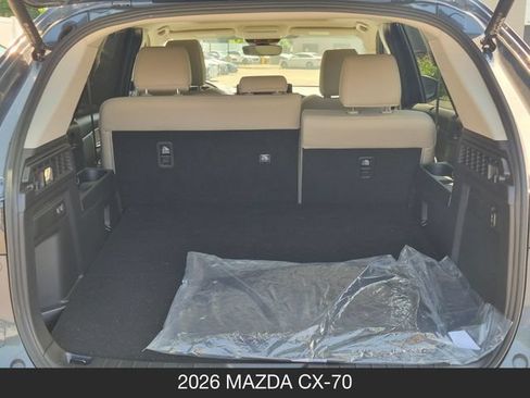 Certified 2026 MAZDA CX-70 3.3 Turbo w/ Preferred Package AWD/4WD image 10