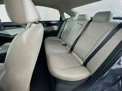 Used 2023 Honda Civic Touring image 28