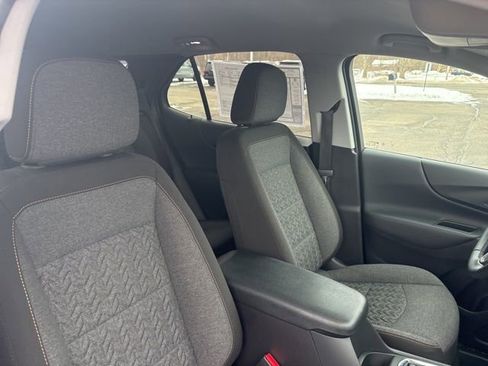 Used 2024 Chevrolet Equinox LT image 19