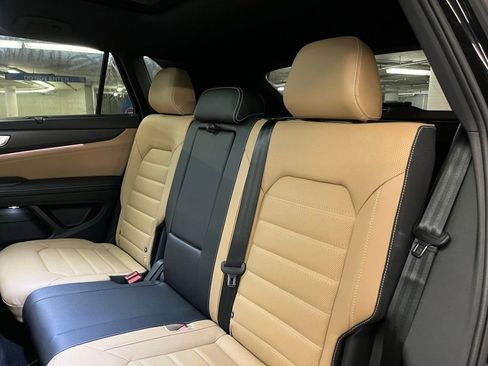 New 2026 Volkswagen Atlas Cross Sport SEL R-Line image 22