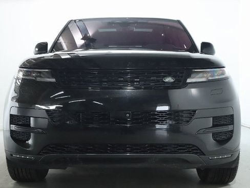 Used 2023 Land Rover Range Rover Sport SE image 13