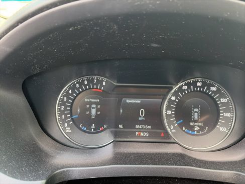 Used 2018 Ford Explorer Platinum AWD/4WD image 2