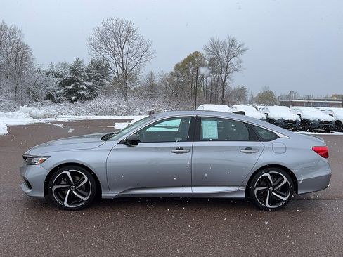 Certified 2022 Honda Accord Sport Special Edition image 2