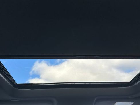 Used 2024 GMC Sierra 2500 AT4 w/ AT4 Premium Plus Package image 13