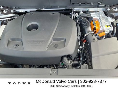 Used 2025 Volvo XC90 T8 Ultra w/ Lounge Package image 21