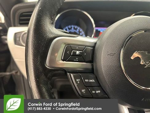 Used 2016 Ford Mustang Premium image 13