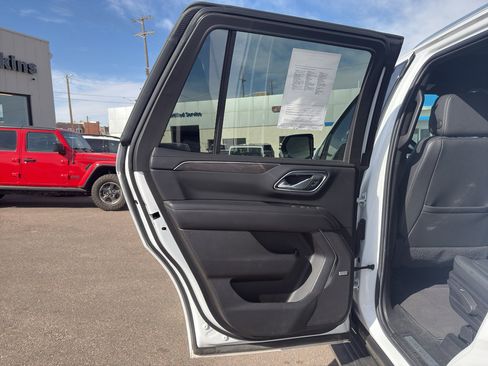 Used 2024 Chevrolet Tahoe LT image 12