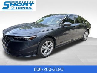 Used 2025 Honda Accord LX video 1