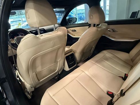 Used 2020 BMW 330i Sedan w/ Driving Assistance Package image 24