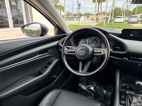 Used 2021 MAZDA MAZDA3 s image 22