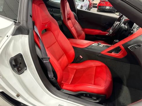 Used 2015 Chevrolet Corvette Z06 w/ 2LZ Preferred Equipment Group image 13