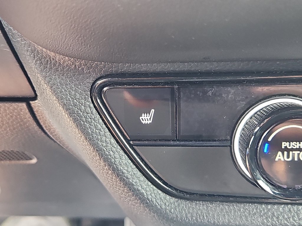 Certified 2025 Honda HR-V Sport image 17