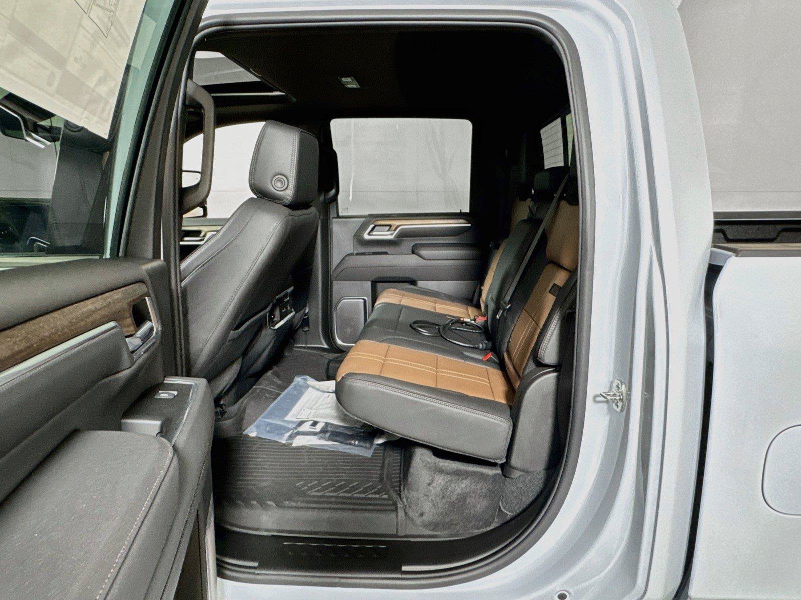 New 2026 Chevrolet Silverado 2500 High Country w/ Technology Package AWD/4WD image 13