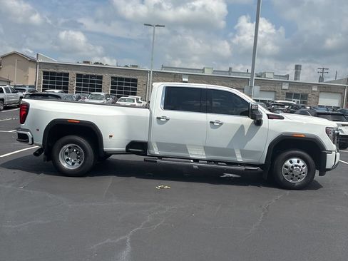 Used 2025 GMC Sierra 3500 Denali w/ Denali Reserve Package AWD/4WD image 10