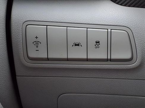 Used 2021 Hyundai Tucson SE image 27