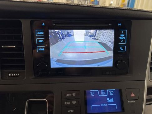 Used 2017 Toyota Sienna XLE w/ XLE Navigation Package FWD image 50