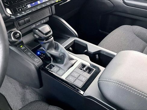 Used 2025 Toyota Land Cruiser 1958 image 17