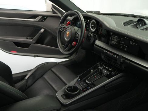 Used 2020 Porsche 911 Carrera 4S AWD/4WD image 70