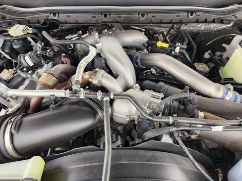 Used 2024 Ford F350 Lariat AWD/4WD image 34