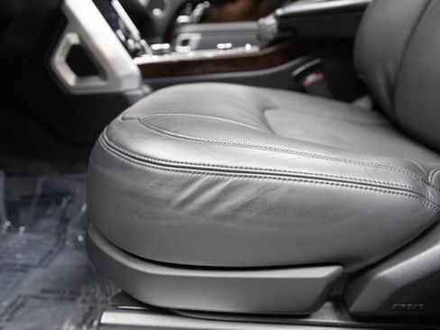 Used 2022 Land Rover Range Rover Westminster Edition image 46