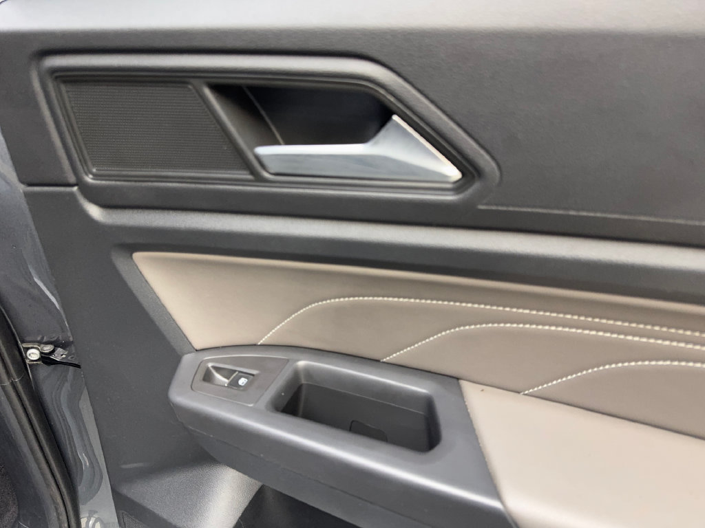 Used 2023 Volkswagen Atlas SE w/ Panoramic Sunroof Package FWD image 49