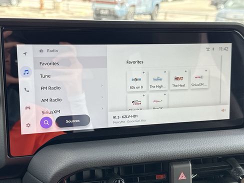 Used 2024 Toyota Land Cruiser image 12