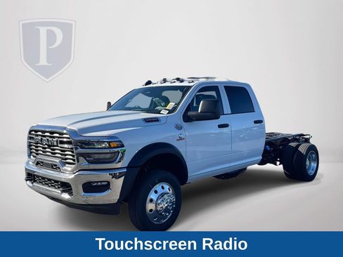 New 2026 RAM 4500 Tradesman w/ Chrome Appearance Group AWD/4WD image 4