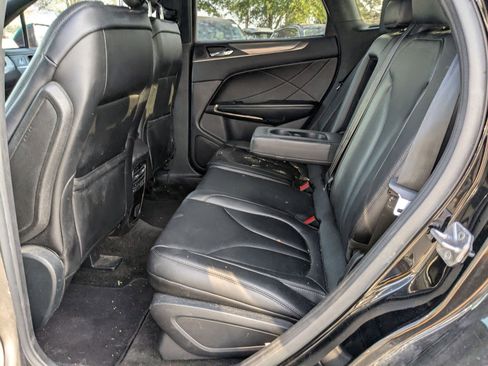 Used 2016 Lincoln MKC Premiere image 19