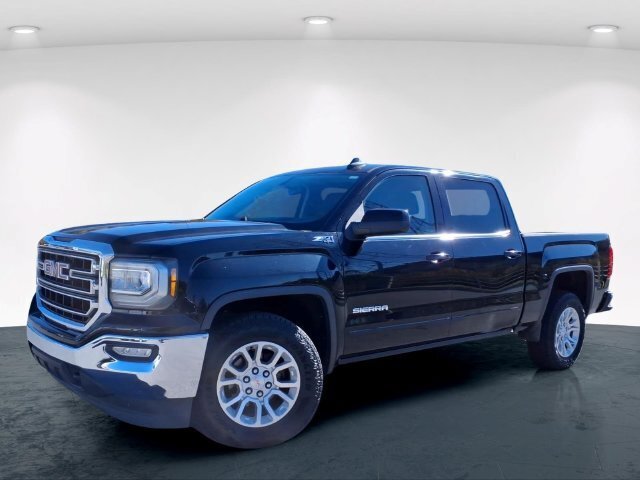 Used 2017 GMC Sierra 1500 SLE w/ SLE Value Package AWD/4WD image 2