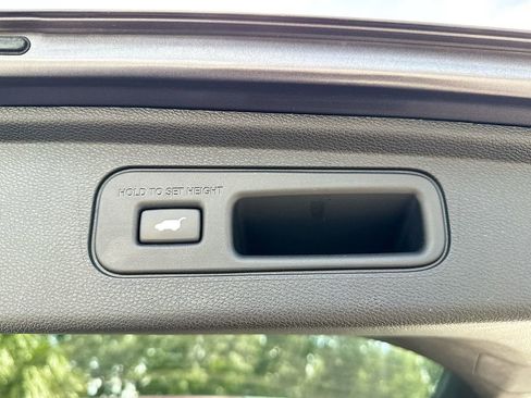 Used 2025 Honda Odyssey EX-L image 13