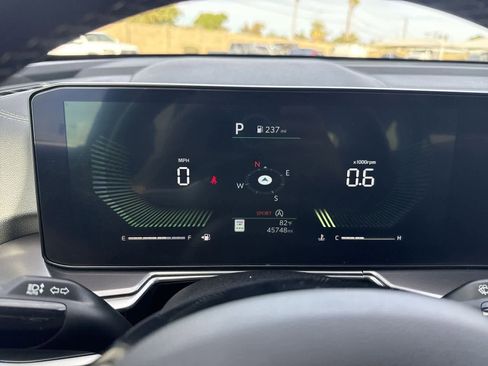 Used 2024 Kia Sorento S image 30