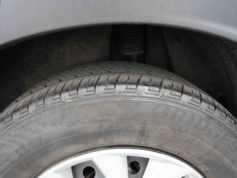 Used 2024 Honda CR-V LX image 30