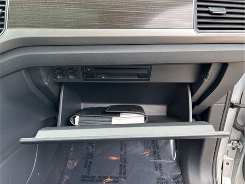 Used 2019 Volkswagen Atlas SE w/ Towing Package image 43