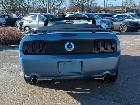Used 2005 Ford Mustang GT image 7