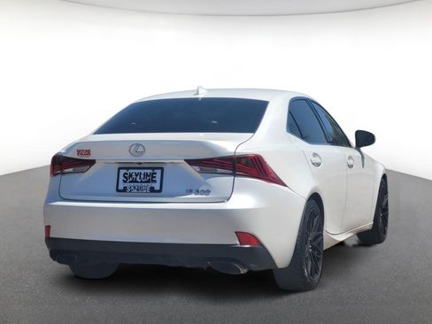 Used 2020 Lexus IS 300 RWD image 2