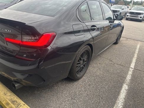 Used 2020 BMW 330i xDrive Sedan w/ M Sport Package image 5