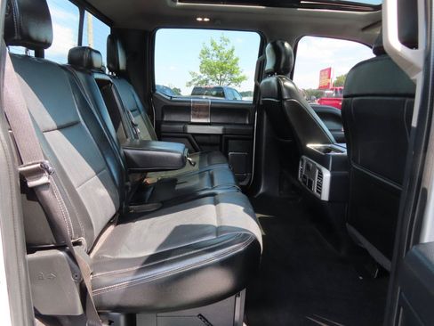 Used 2017 Ford F250 Lariat w/ Lariat Ultimate Package AWD/4WD image 51